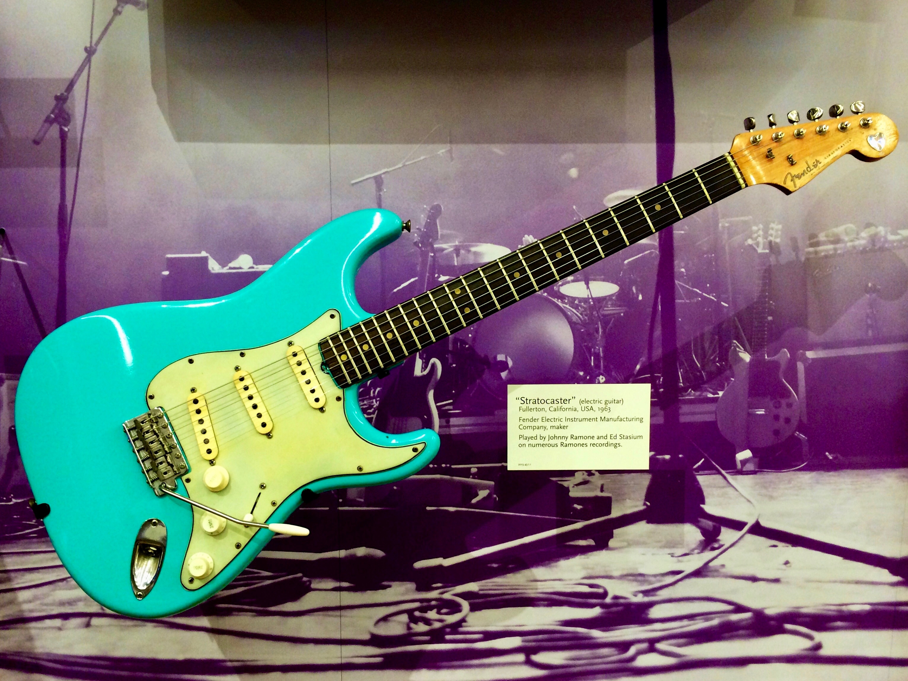 Ed's 1963 Stratocaster on display at the Musical Instrument Museum Phoenix source: edstasium.com